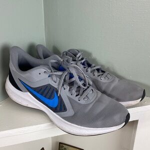 Mens Nike Gray Sneakers downshifter Shoes size 12 CI9981-014 grey blue running